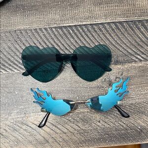 Heart and Flame Sunglasses Set